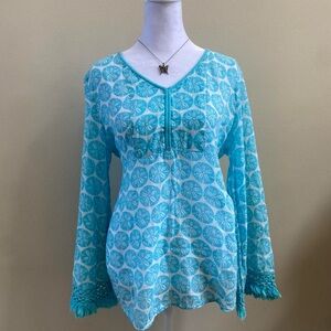 Crown & Ivy Blue and White Sand Dollar Print Flowy Beach Top w Tassle Details